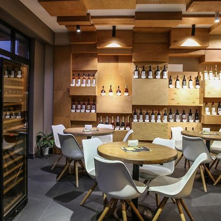 Wine Hotel Кишинёв Экстерьер фото