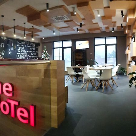 Wine Hotel Кишинёв Экстерьер фото