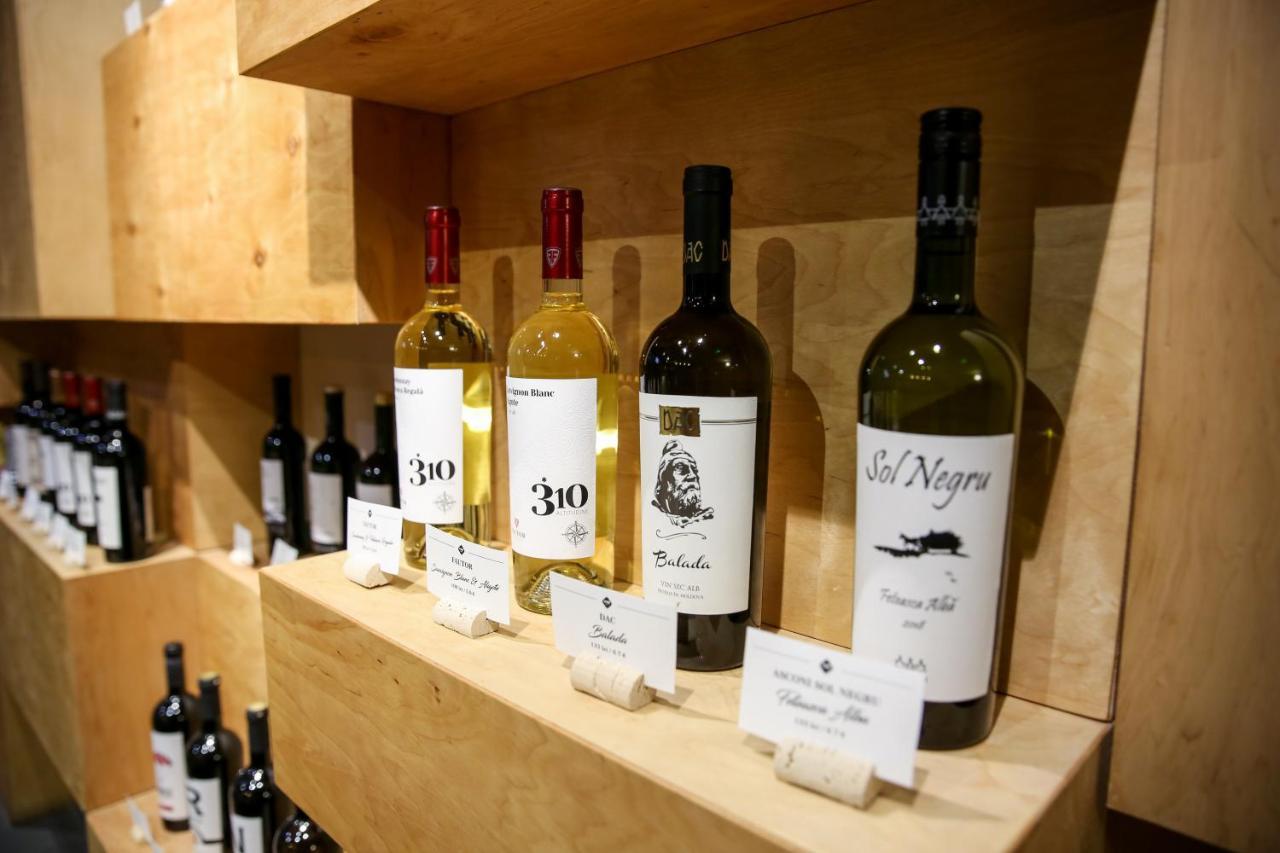 Wine Hotel Кишинёв Экстерьер фото