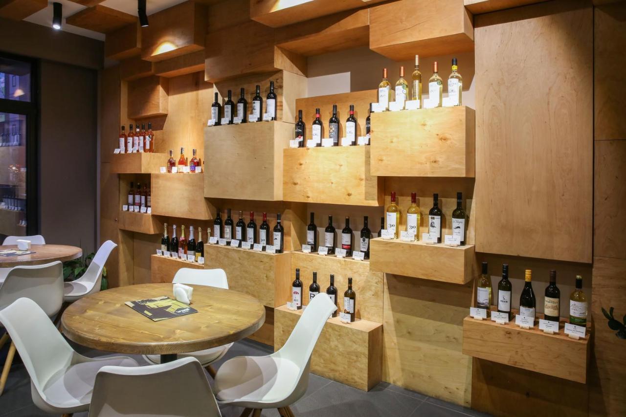 Wine Hotel Кишинёв Экстерьер фото